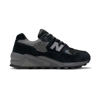 New Balance MT580RGR - Black - Sneakers