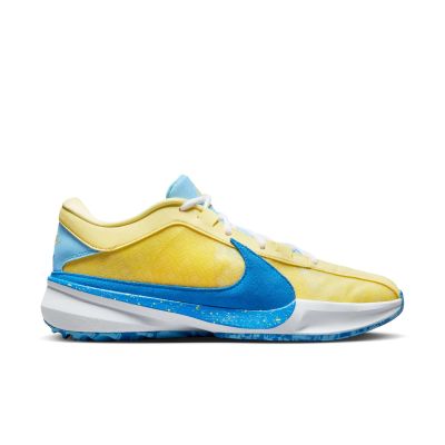 Nike Giannis Freak 5 "Soft Yellow" - Yellow - Sneakers