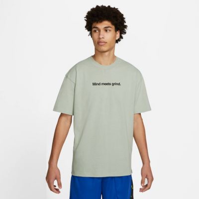 Nike "Mind meets grind." Basketball Tee - Grey - Short Sleeve T-Shirt